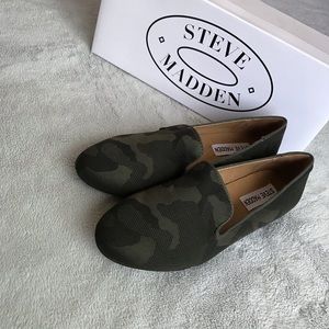 NWT Steve Madden Sol Loafer Camouflage Green 6 NIB